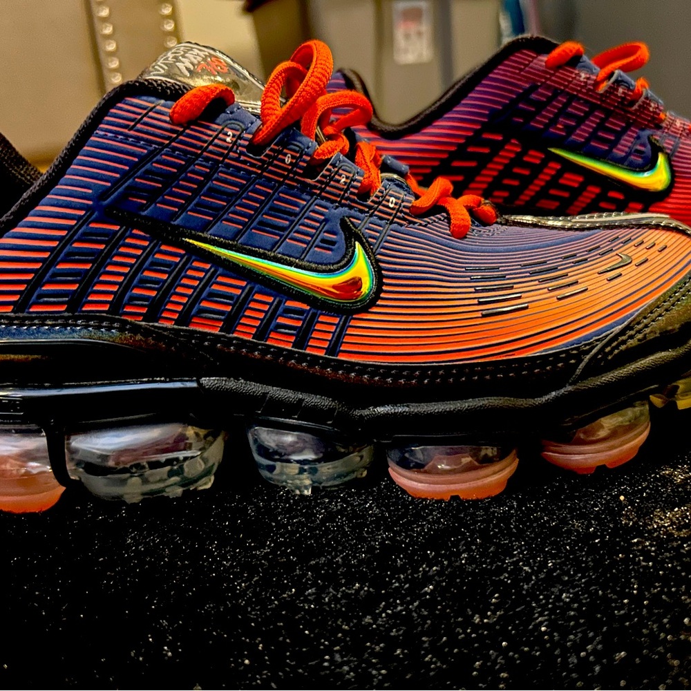 Rare Nike Air Max vapors women’s size 8